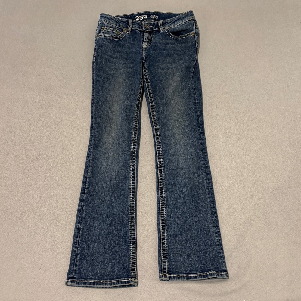 Warehouse One Mid Rise Baby Boot Jeans Blue Denim Embroidered Size 28 Short